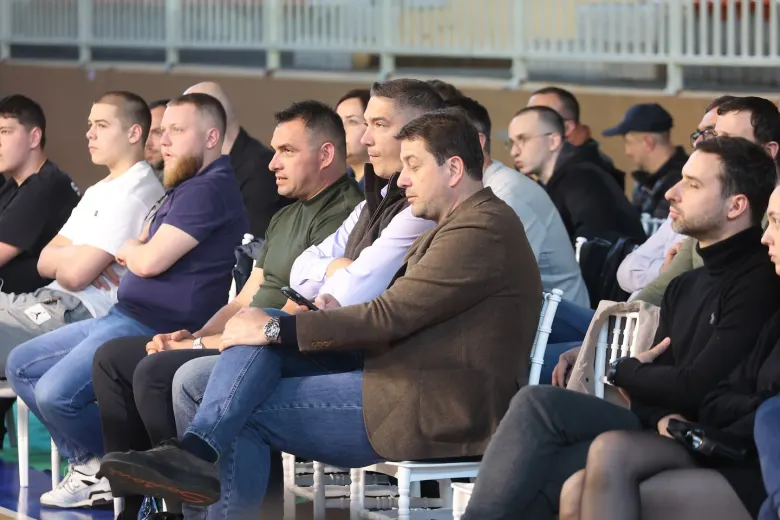 Publika u dvorani Pendik na Pazar Boxing Night