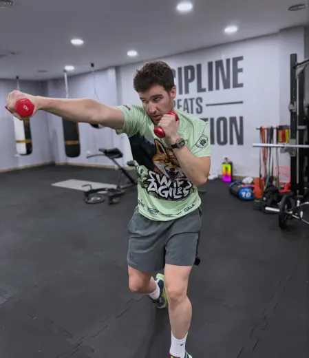 Trening udaraca u sali